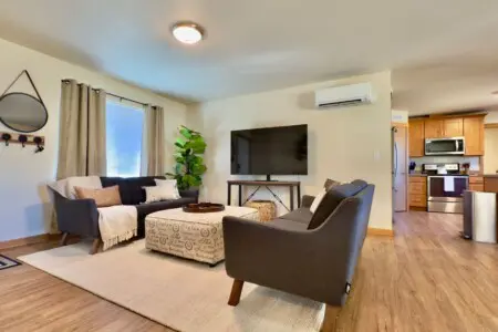 6170e29f e7c4 4107 89cf a8794cdfd017