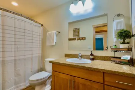 c97c6735 c9c0 49cb b7e7 eafc50237e80