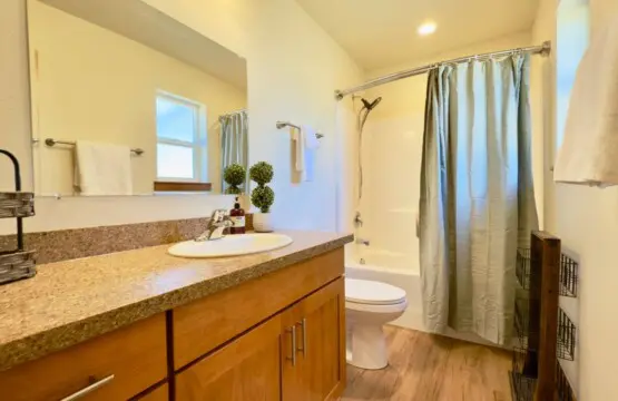 f5df9eaa 48fd 4b5f 98d5 f3998fb40004