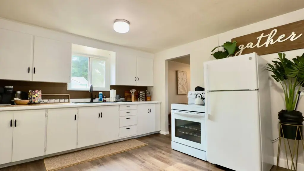 b1d90964 d79f 421b 89aa f33f51a7de93