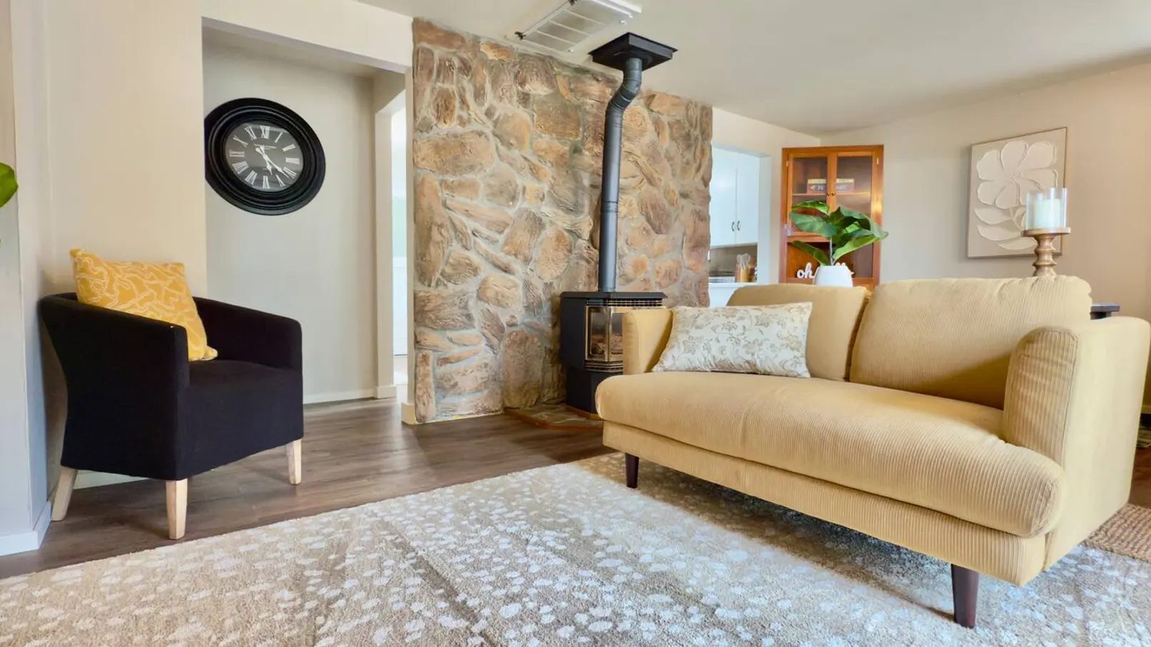 c4993f5d f1ff 455f b602 0ab6844c4d4f