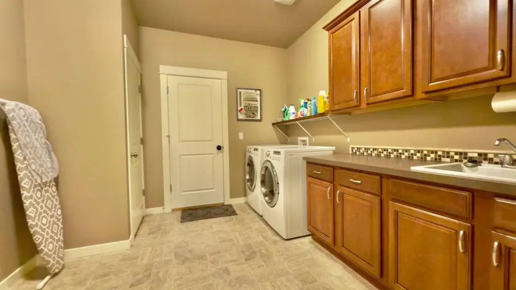 5efa4cdb 22e6 47d5 94cb 532a8fe143ce