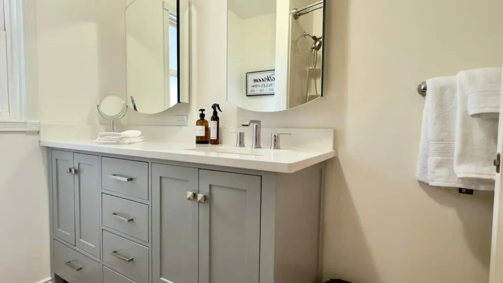 549a6083 bbbf 467c 9623 838c442b95b3