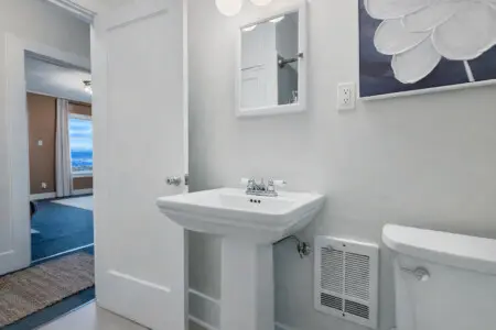 c28bce9e b3f5 43f8 ad18 5af94ffc4092